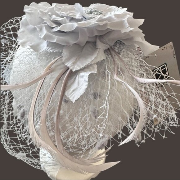 KAKY Fascinator Grey Veiled Hat (NWT) - Picture 4 of 8